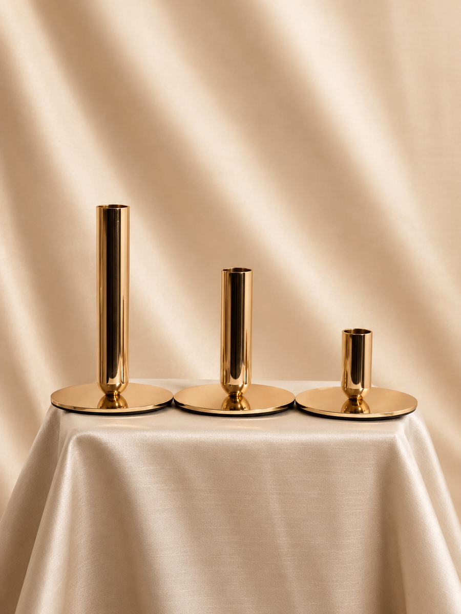 Conjunto Castiçais Dourado